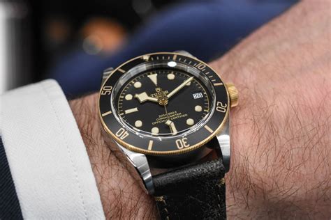 tudor black bay ราคา